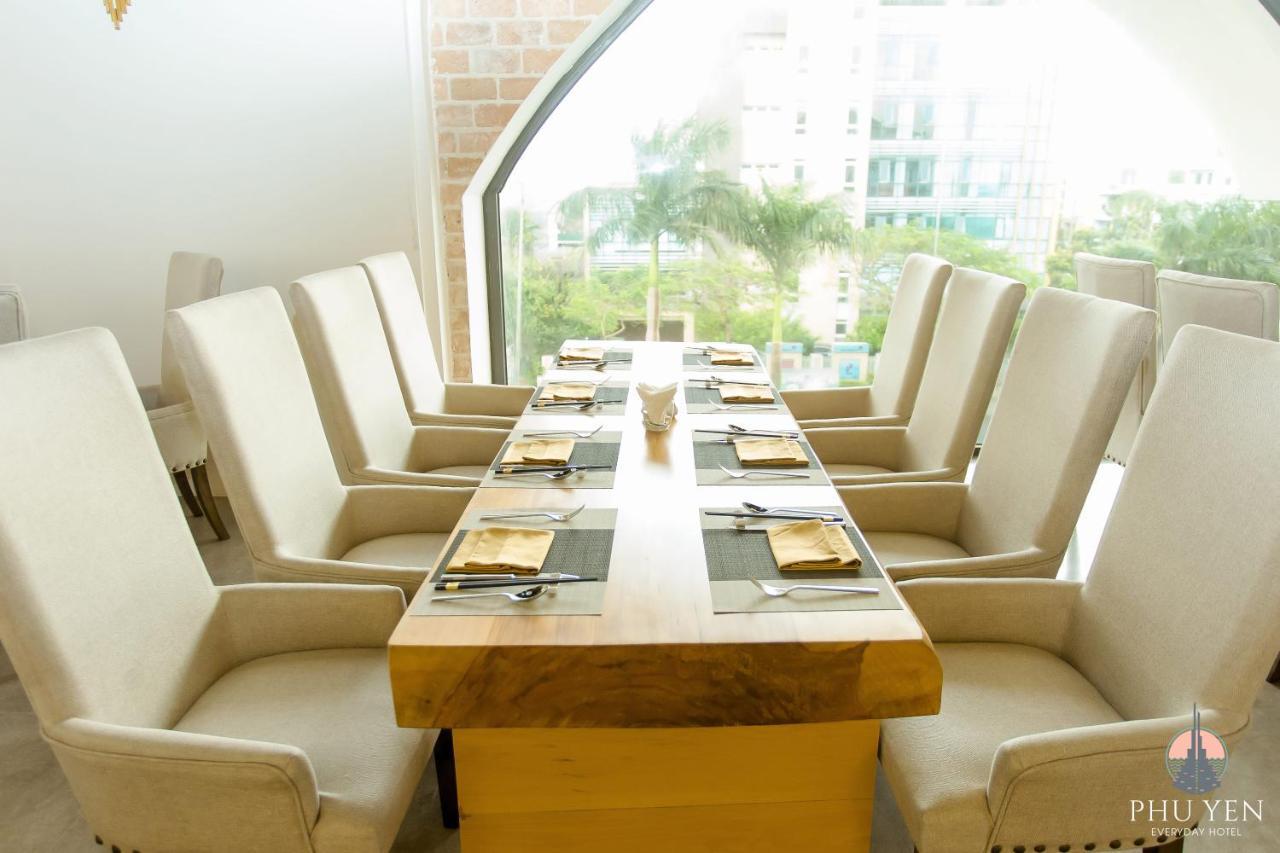 Phú Yên Everyday Hotel Tuy Hoa Extérieur photo