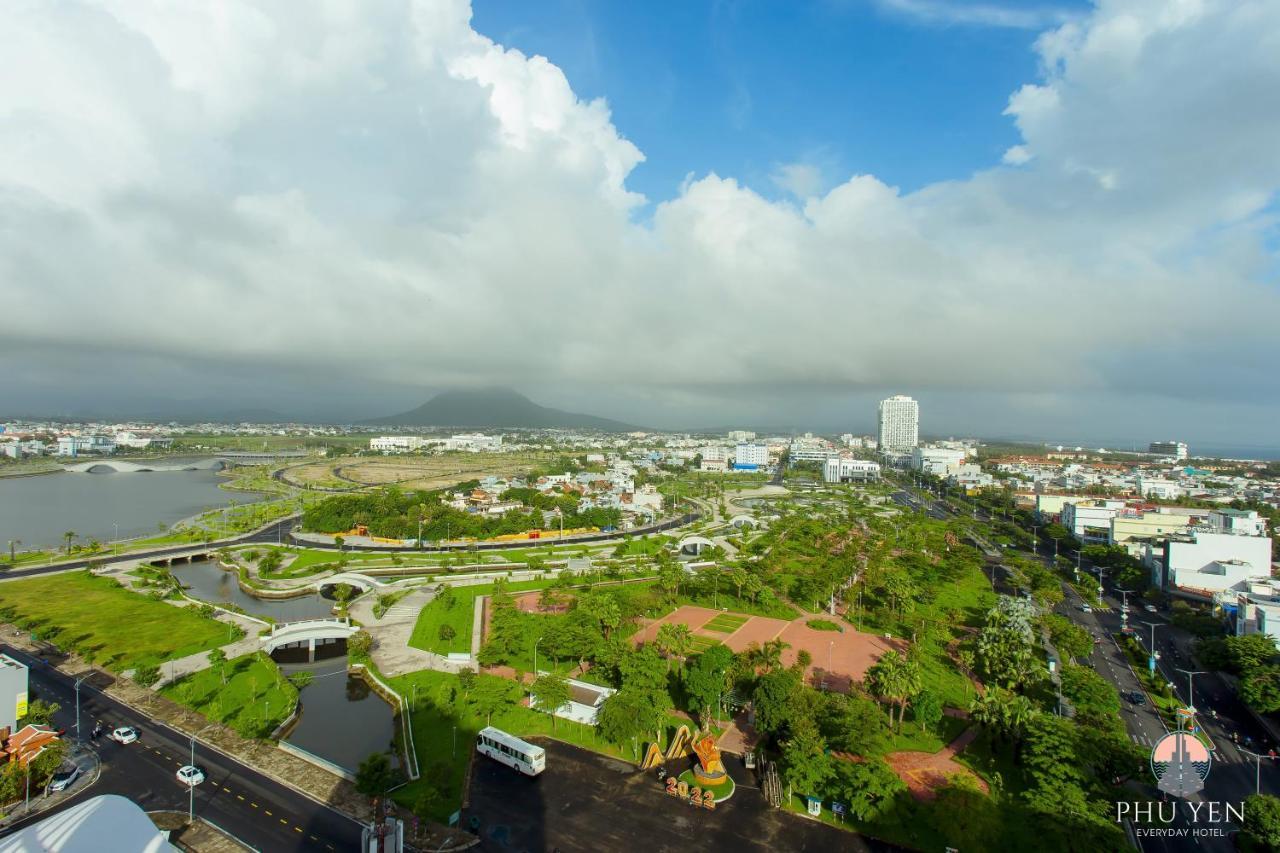 Phú Yên Everyday Hotel Tuy Hoa Extérieur photo