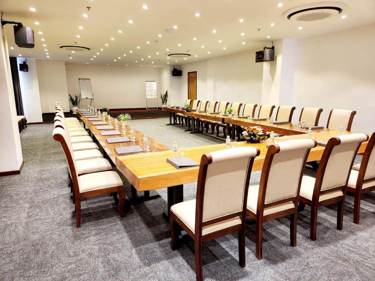 Phú Yên Everyday Hotel Tuy Hoa Extérieur photo